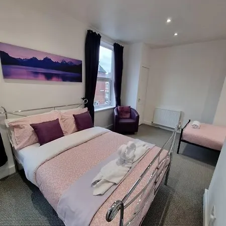 Make Yourself At Home! 34Aa Leeds  Buitenkant foto
